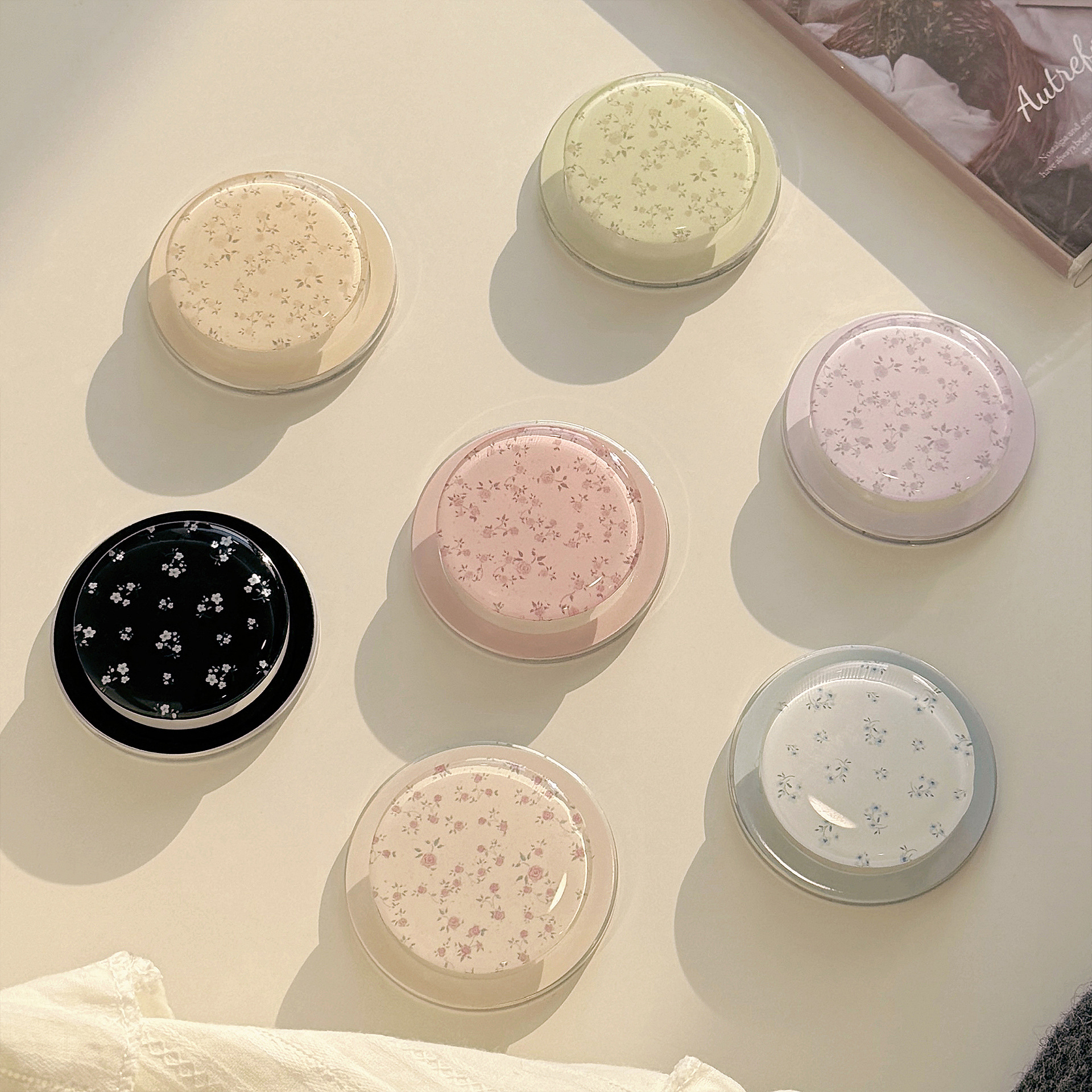 小碎花磁吸支架MagSafe桌面通用