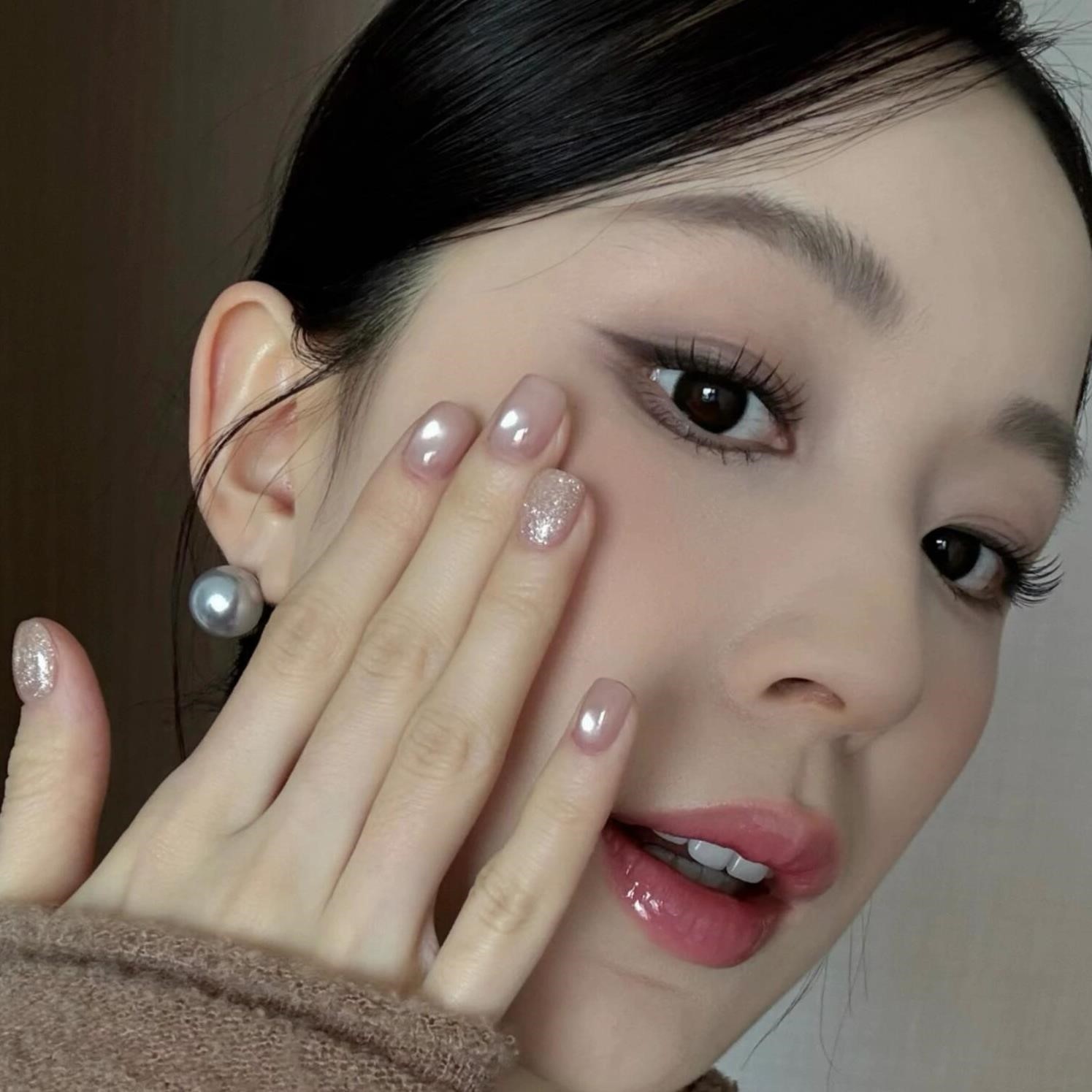 四季款短款显白高级气质裸色猫眼玻璃珠手工穿戴美甲婚甲新年甲,彩妆/香水/美妆工具,穿戴甲/甲片,淘宝优惠券,粉丝福利购,淘宝优惠卷