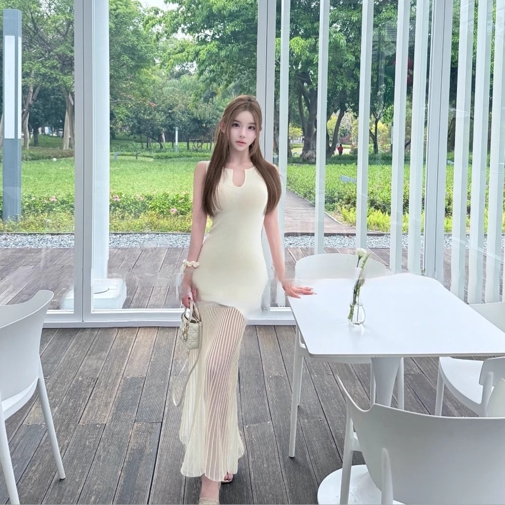 纯欲无袖修身针织连衣裙女