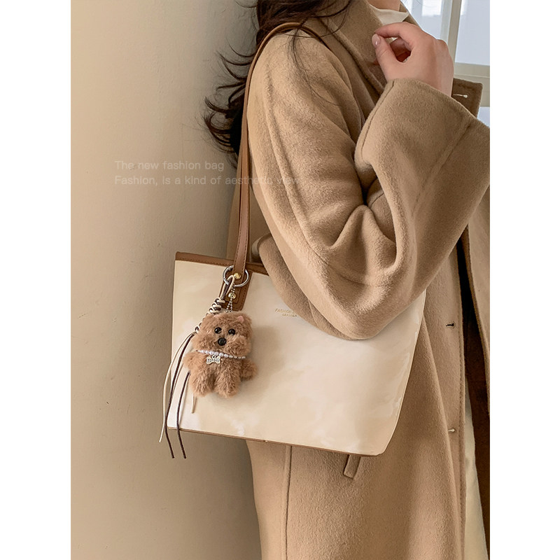 复古大容量通勤腋下包包女2025新款秋冬单肩包学生上课手拎托特包