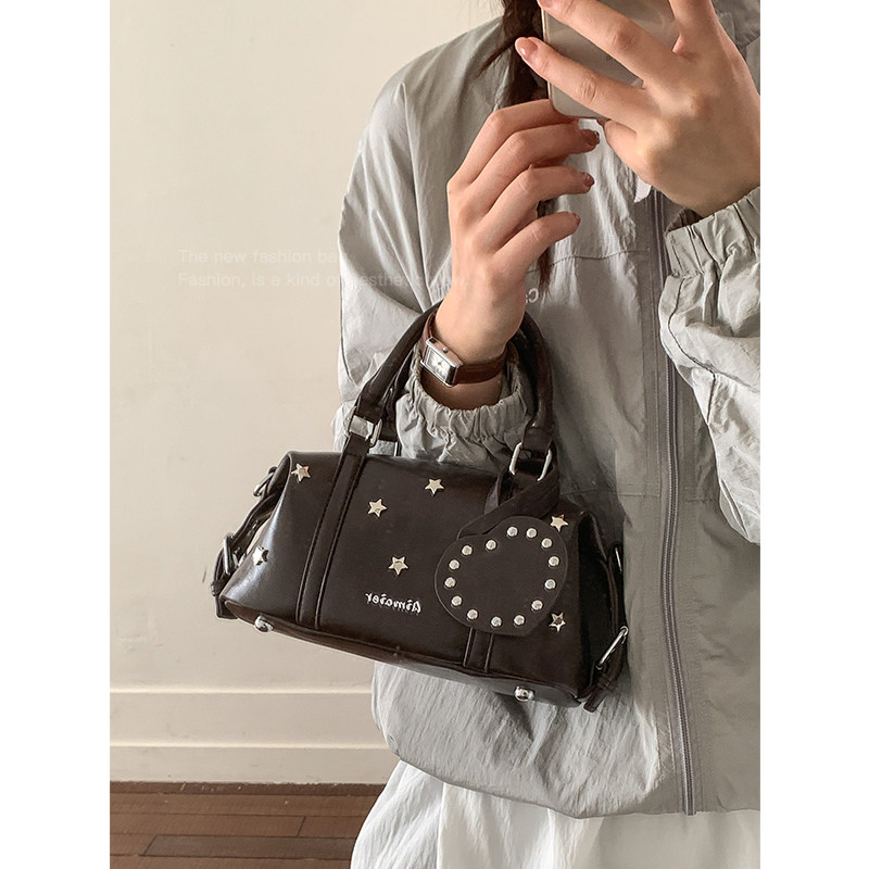 韩系小众设计复古手拎包包女2025新款秋冬单肩斜挎包通勤波士顿包,箱包皮具/热销女包/男包,通用款女包,淘宝优惠券,粉丝福利购,淘宝优惠卷