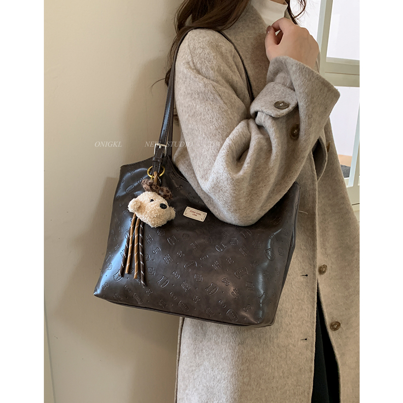 韩系学院风复古腋下包包女式2025新款秋冬单肩包大容量通勤托特包