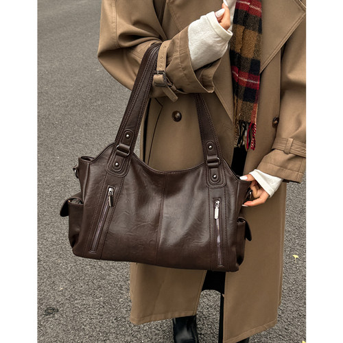 韩国小众大容量托特包包女2025新款秋冬单肩包复古通勤腋下机车包