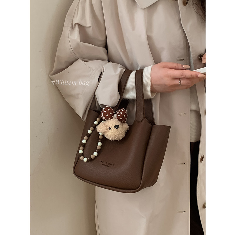 复古小众手拎菜篮子包包女式2025新款秋冬单肩包高级感斜挎水桶包