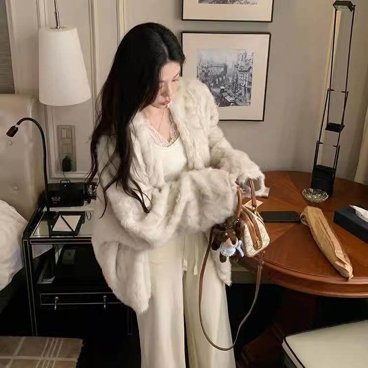仿水貂毛皮草廓形毛毛外套女冬季慵懒宽松蝙蝠袖韩版披风大衣潮