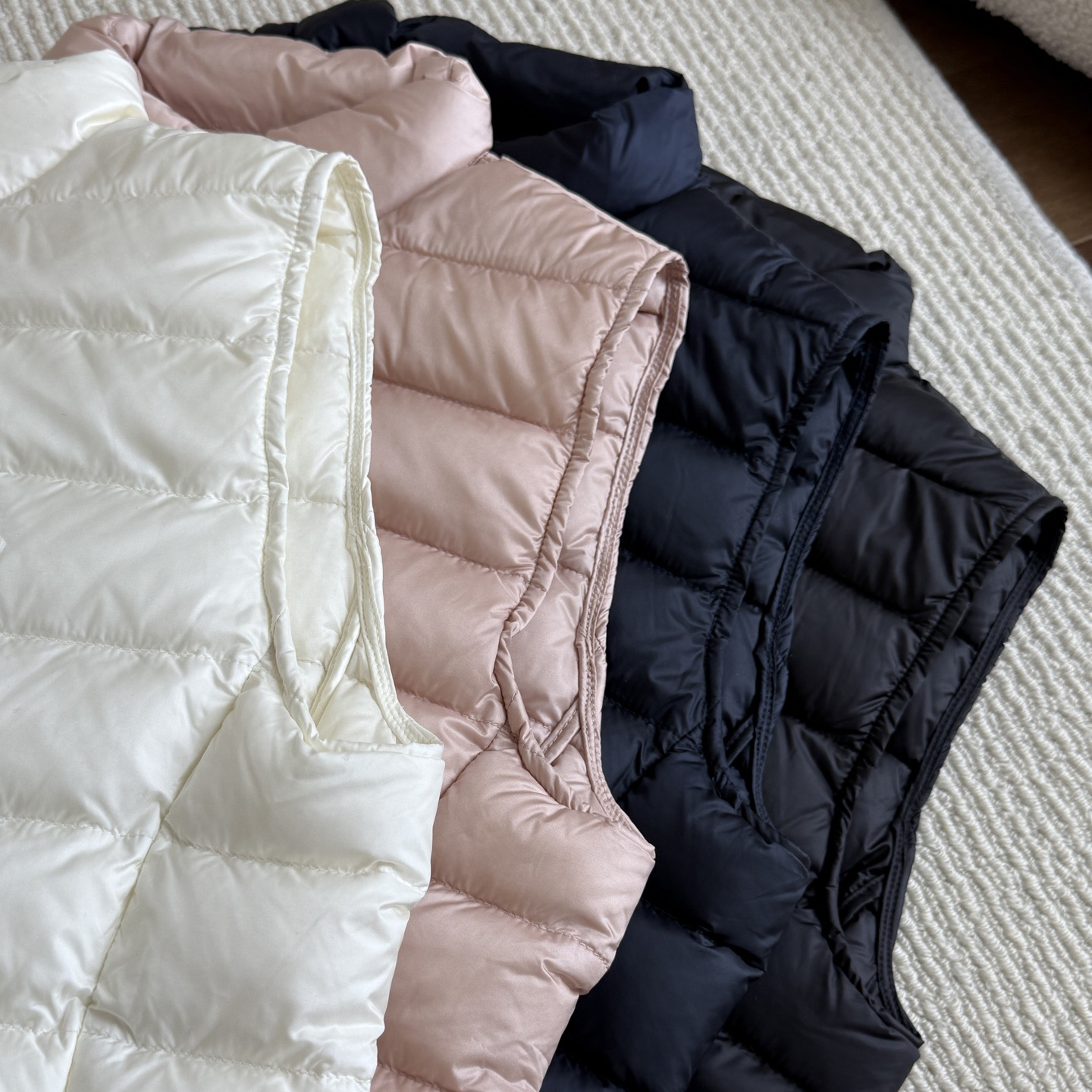 Li@ne系列女士立领修身羽绒马甲