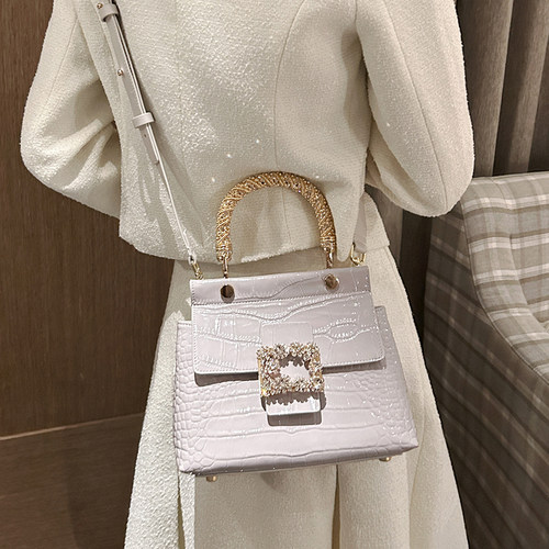 RV水钻方扣小方包单肩斜挎晚装包