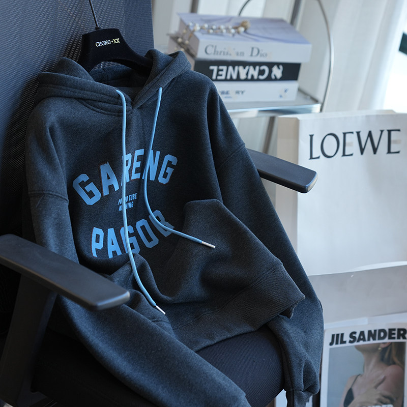 虫小小 美式复古字母连帽加绒加厚宽松卫衣女短款外套上衣冬A94J,女装/女士精品,卫衣/绒衫,淘宝优惠券,粉丝福利购,淘宝优惠卷