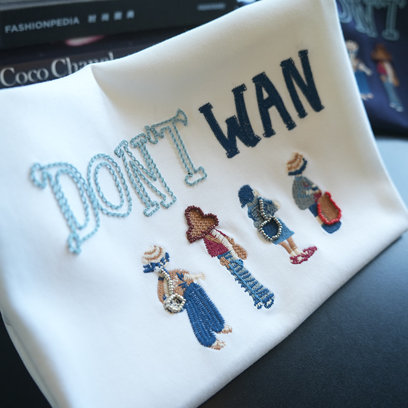 虫小小 治愈感重工刺绣圆领宽松棉质短袖T恤女上衣春夏新款A121U