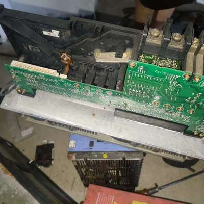 三菱驱动器PM100CBS060模块，如图一个现状，特价处理-议价