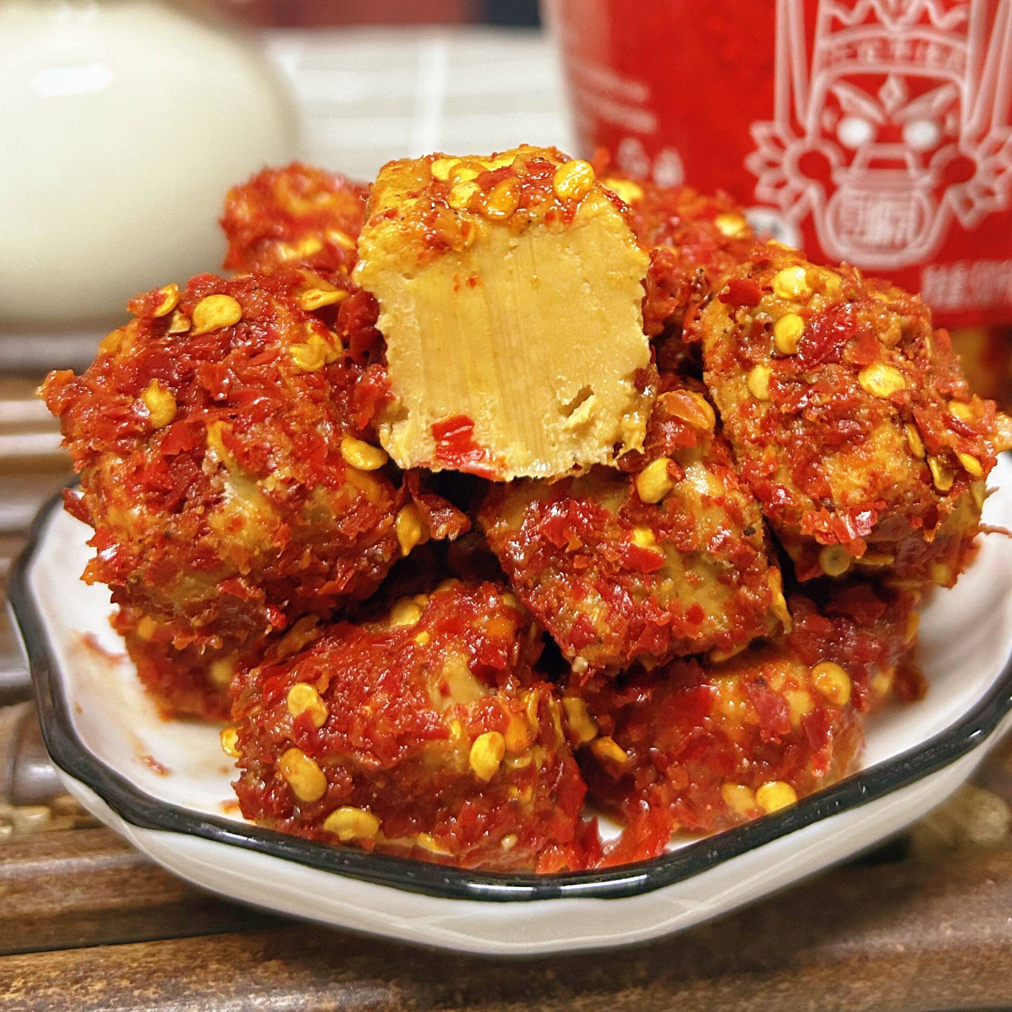 古法豆腐乳麻辣鲜香醇厚绵密细腻下饭搭档霉豆腐非遗技艺传承图片