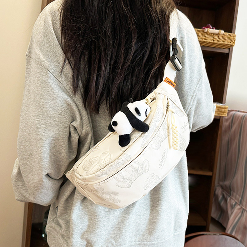 轻便可爱小包包女款运动斜挎包女