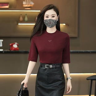 五分袖圆领t恤女春款2026新款时尚洋气小衫修身显瘦中袖打底上衣