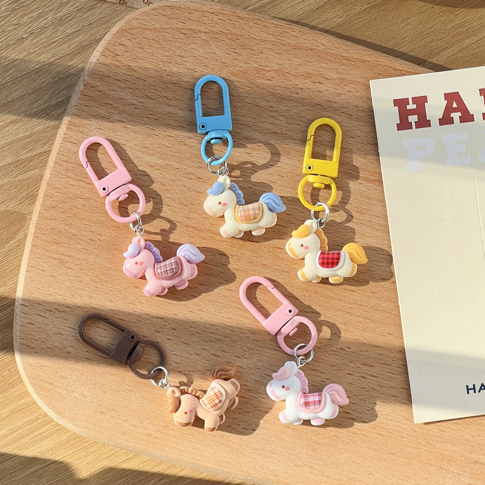 可爱奔跑小马钥匙扣卡通萌趣挂件创意女孩包包装饰新年送闺蜜礼物