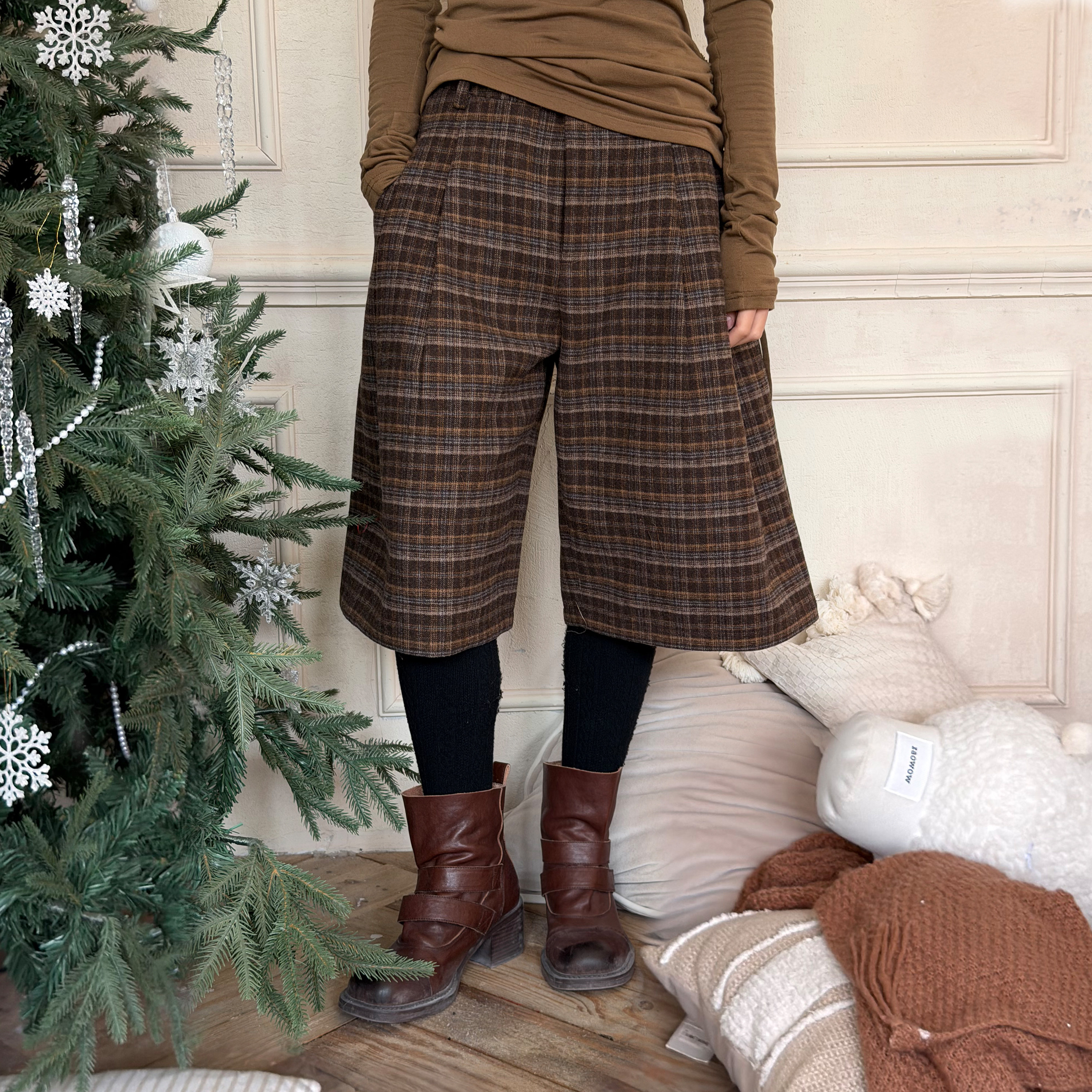 LEDIM WANG复古学院风羊毛格纹中裤女棕色百搭休闲裤2025秋冬新款