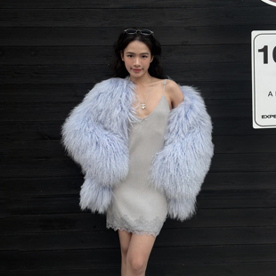 LEDIM WANG羊滩毛皮草毛绒外套女亮蓝色长款轻奢高级感冬季新款