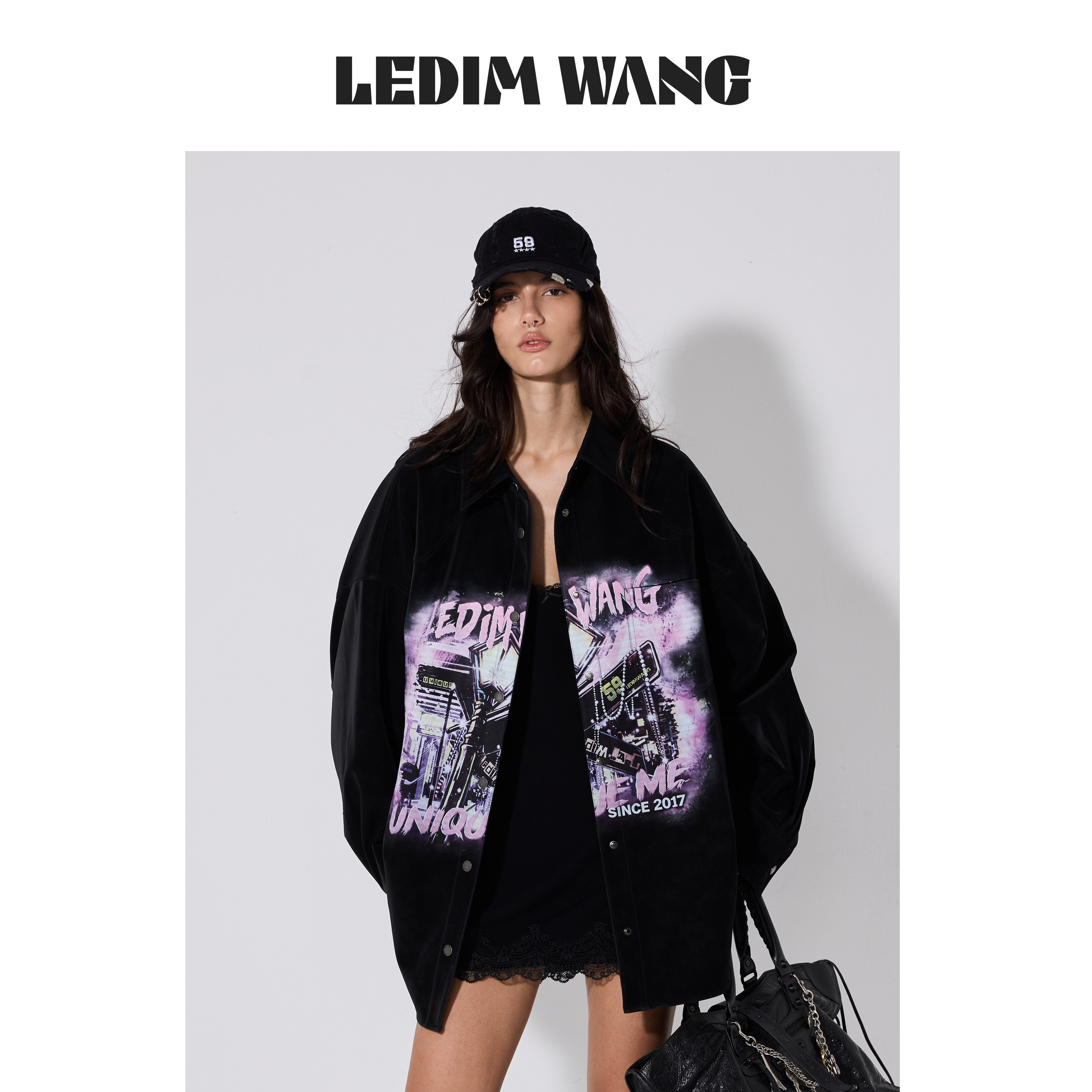 LEDIMWANG复古印花PU皮衬衫外套图片