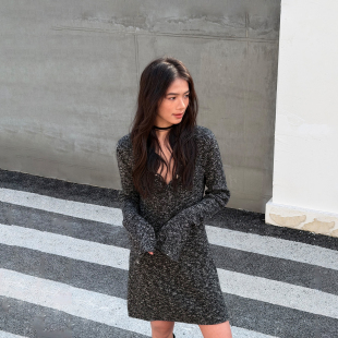 短裙25秋冬新款 连衣裙女黑色修身 WANG甜酷混色针织长袖 LEDIM