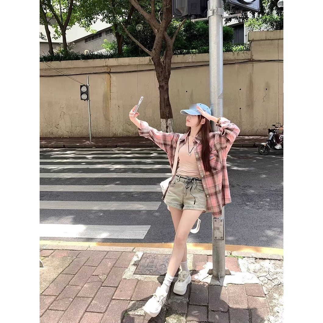 春秋季新款长袖格子衬衫时尚开衫宽松休闲衬衣百搭外套防晒外穿