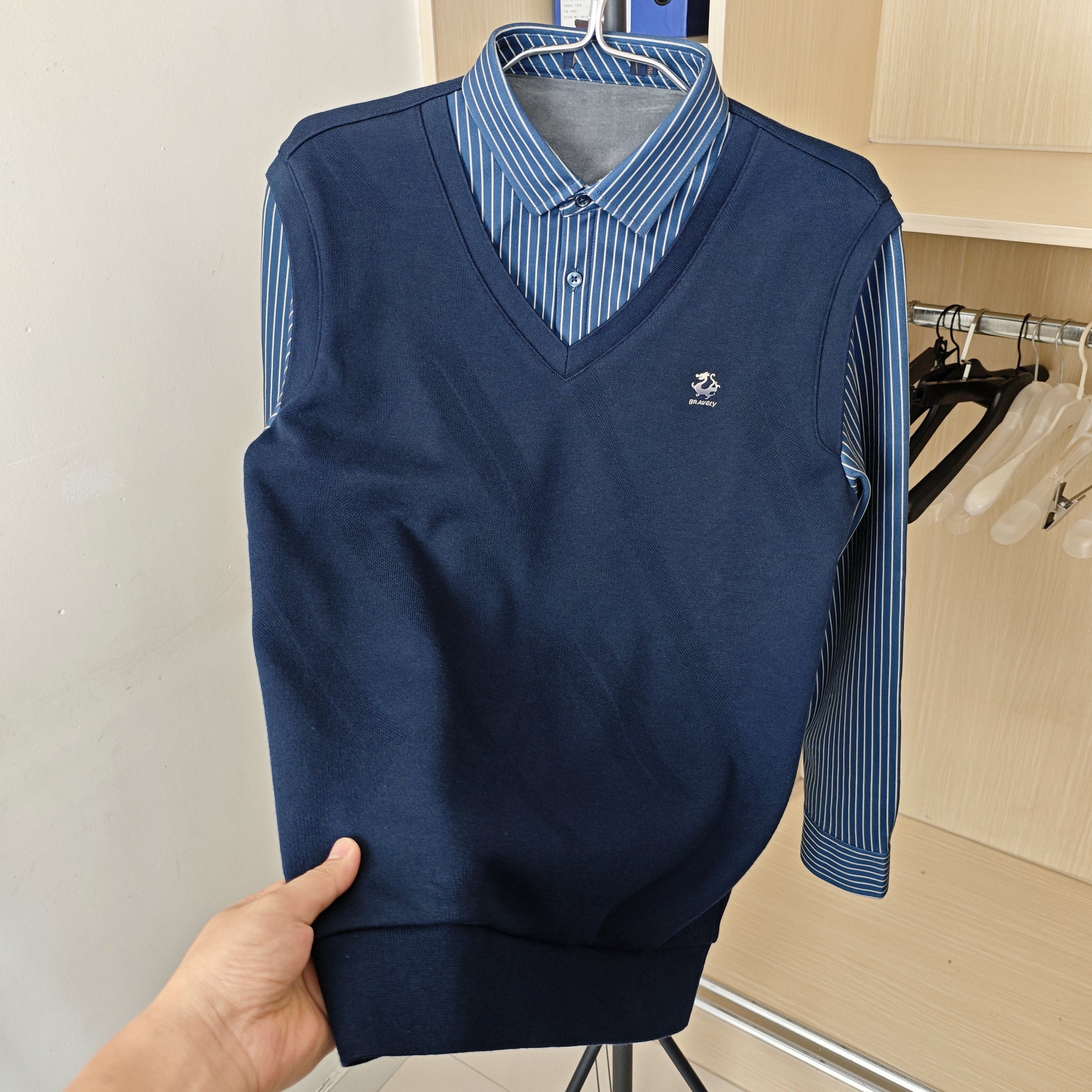 H品牌撤柜剪标 秋冬季中年爸爸装加绒厚款保暖假两件长袖针织衫