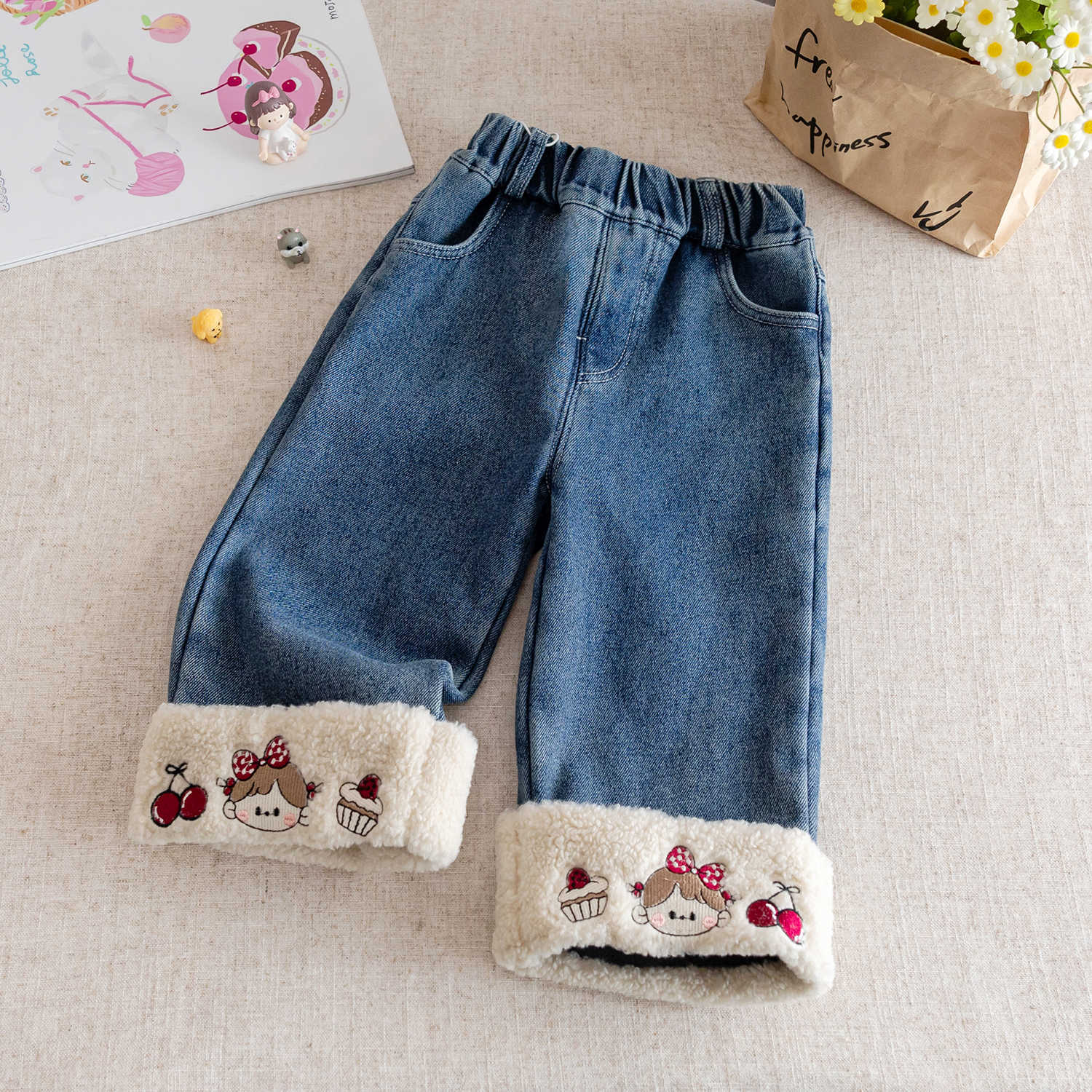 女童牛仔裤加绒秋冬款2025新款洋气宝宝直筒阔腿裤子休闲儿童长裤