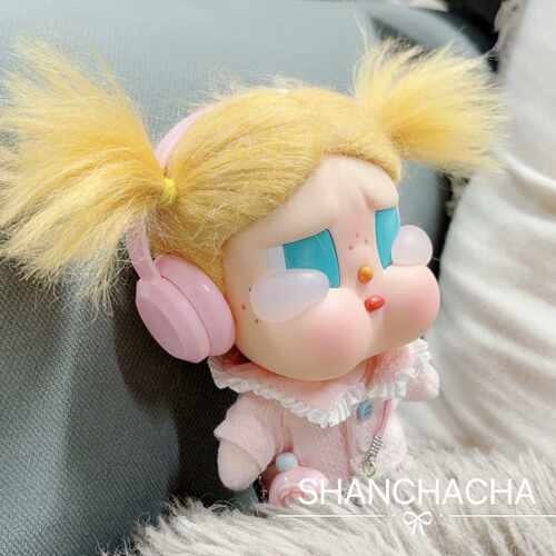 哭娃咕噜咕噜Crybaby娃衣沙滩小憩着替耳机花苞仅衣服10cm适配
