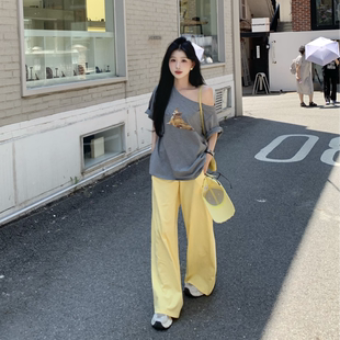 黄色休闲裤 韩系印花斜肩短袖 通勤时髦精 陈六六CHENLIULIU