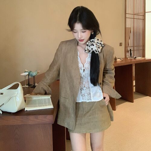 陈六六CHENLIULIU【财富低语】高智老钱高级感西装短裙马甲三件套