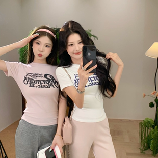 陈六六CHENLIULIU【舒适韵律】美式复古百搭显瘦字母印花短袖上衣