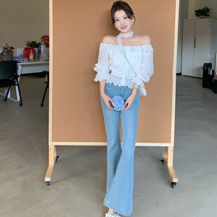 浅蓝高腰显瘦浅色微喇牛仔裤 春季 超绝腰臀比 陈六六CHENLIULIU