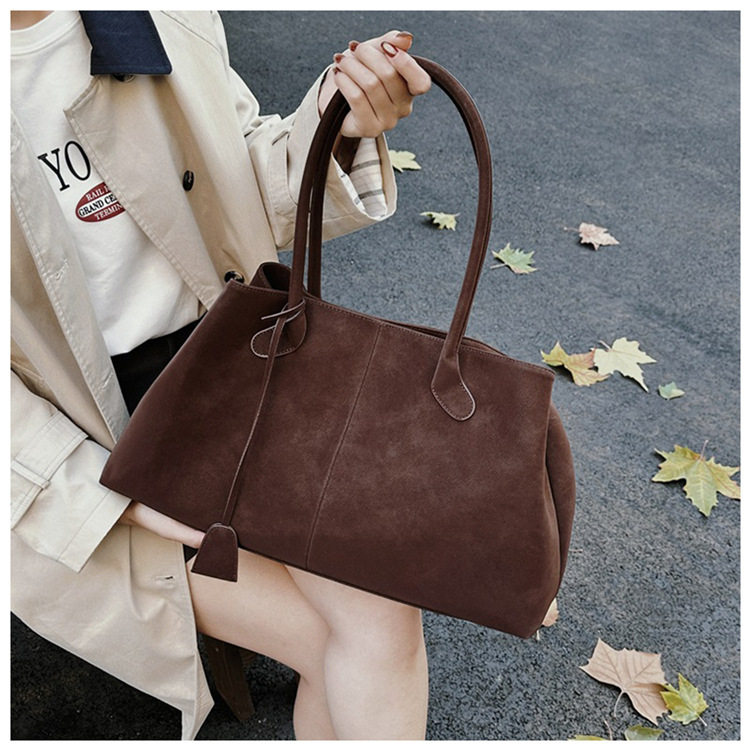 新款复古单肩手提通勤腋下包大容量手提通勤休闲托特包时尚百搭潮,箱包皮具/热销女包/男包,托特包,淘宝优惠券,粉丝福利购,淘宝优惠卷