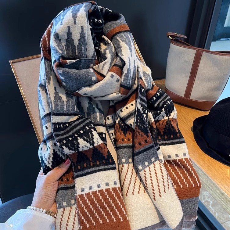 美拉德色系秋冬季仿羊绒围巾女士加厚保暖大披肩双面百搭2025新款