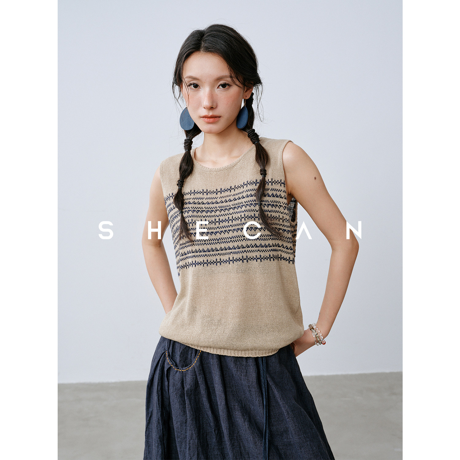 SHECAN【间奏】文艺风素色提花针织背心女夏季无袖外穿坎肩背心 - 实物图