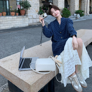 蕾丝拼接牛仔连衣裙女2025年春季新款韩版宽松复古时尚高级感长裙图片