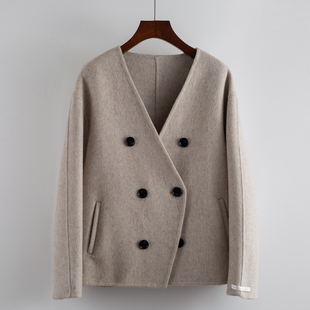 深V领双排扣小个子短款小香风毛呢大衣女学院风2025新款外套