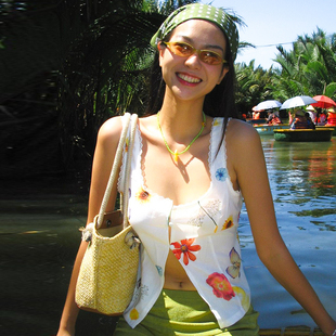 蕾丝花边珍珠扣上衣绝美纯欲吊带开衫 gusty泰式 辣妹度假风花卉款