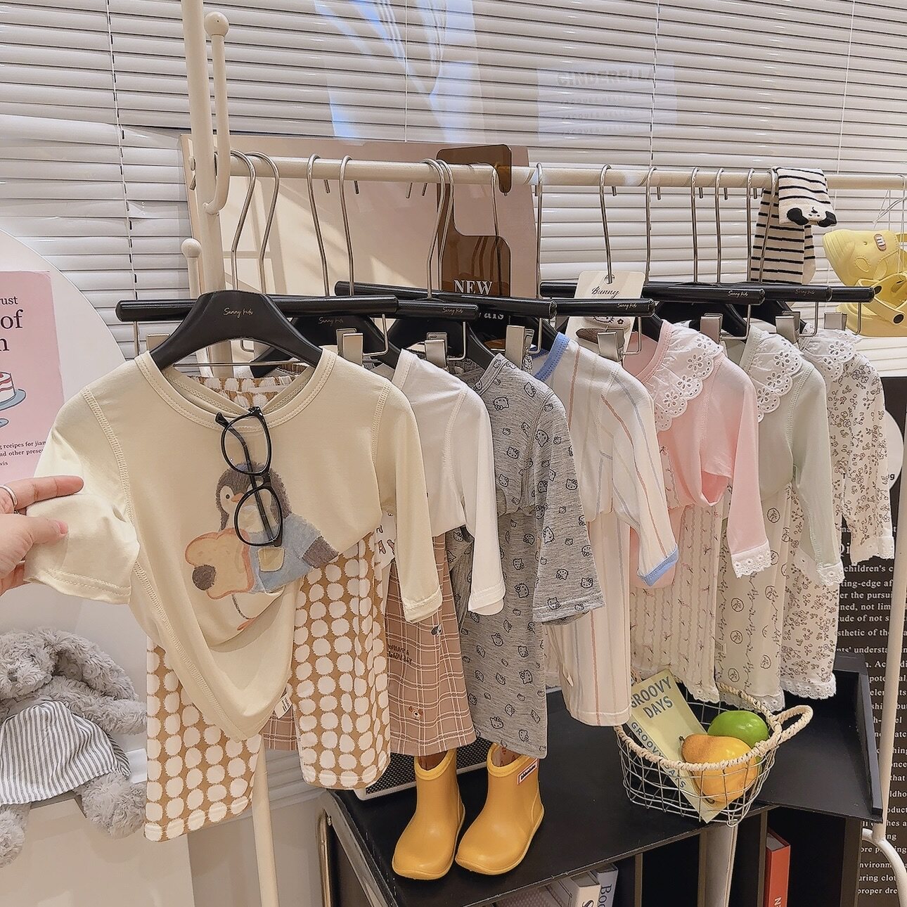 儿童莫代尔家居服七分袖男女童空调服夏季睡衣睡裤宝宝轻薄款套装图片