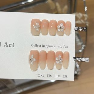 月光花纯欲感乳白粉渐变纯手工珠光白雕花碎钻仙气裸色妍妍穿戴甲