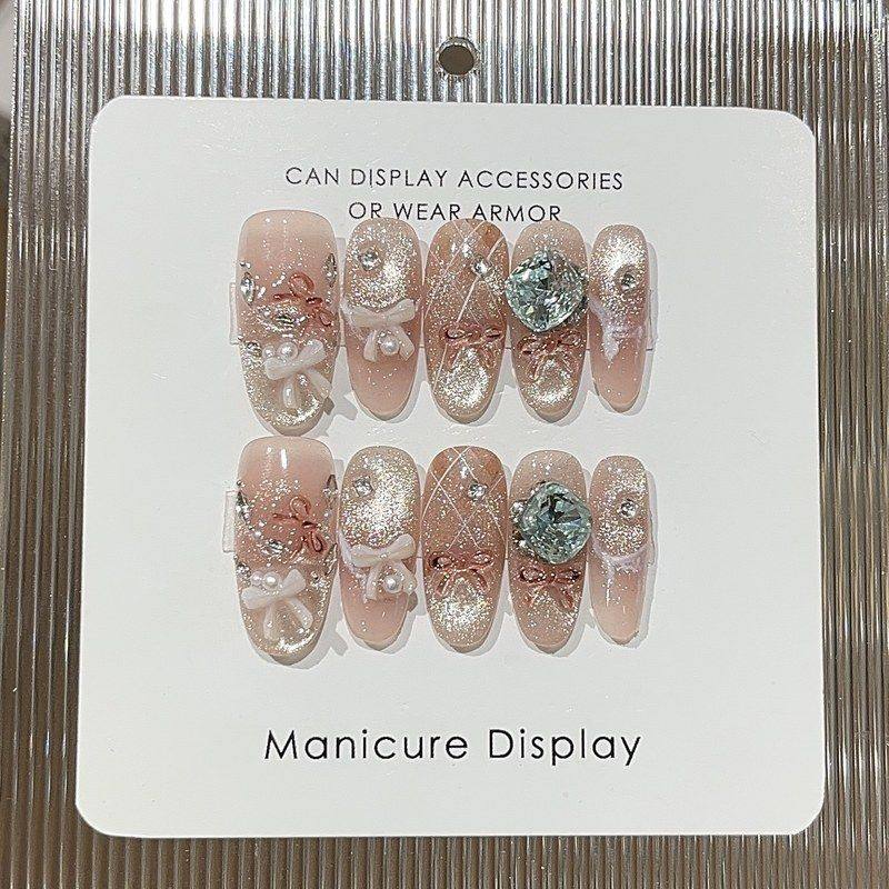 纯手工洛拉可可纯欲爆闪水光感蜜桃粉格纹猫眼蝴蝶结钻椭圆穿戴甲,彩妆/香水/美妆工具,穿戴甲/甲片,淘宝优惠券,粉丝福利购,淘宝优惠卷