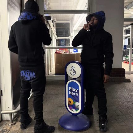 Synaworld新款款时尚潮流字母大印花连帽卫衣男女百搭休闲高品质