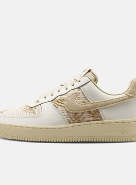 尖货丨NIKE耐克女子AF1空军一号时尚休闲鞋运动板鞋IW2347-002