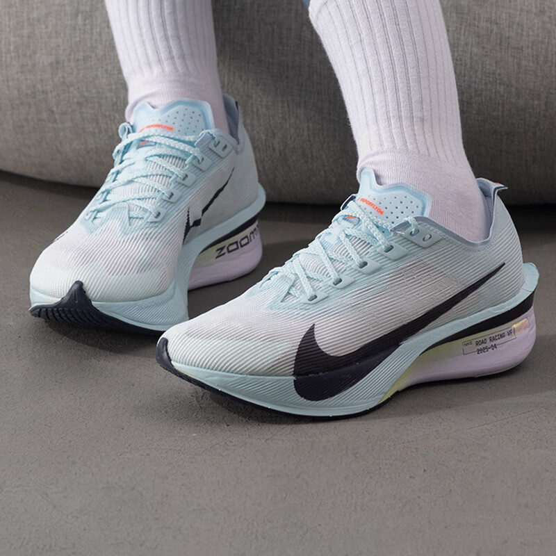 NIKE耐克男子ZOOMX VAPORFLY百搭运动训练缓震跑步鞋HF6412-400
