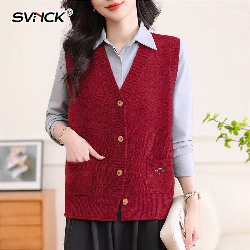 V领针织马甲女春秋2026新款纽扣开衫外搭叠穿红色真口袋毛衣背心