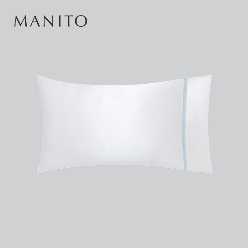 亲肤的真丝面料带给您柔软顺滑的触觉体验