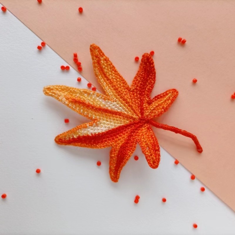 枫叶立体刺绣成品刺绣胸针孤品可定制