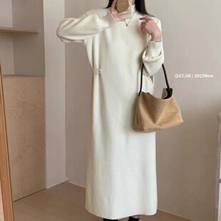 欧美新款针织连衣裙2026秋冬半高领配大衣打底时尚气质女式毛衣裙