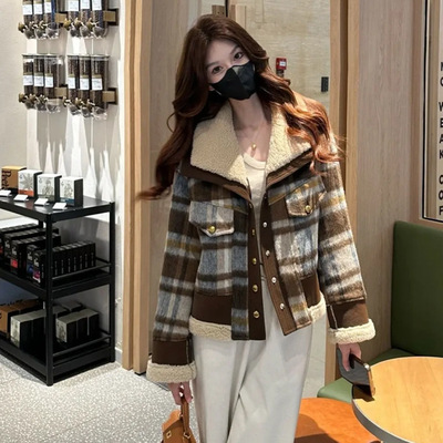 短款撞色夹棉加厚小香风