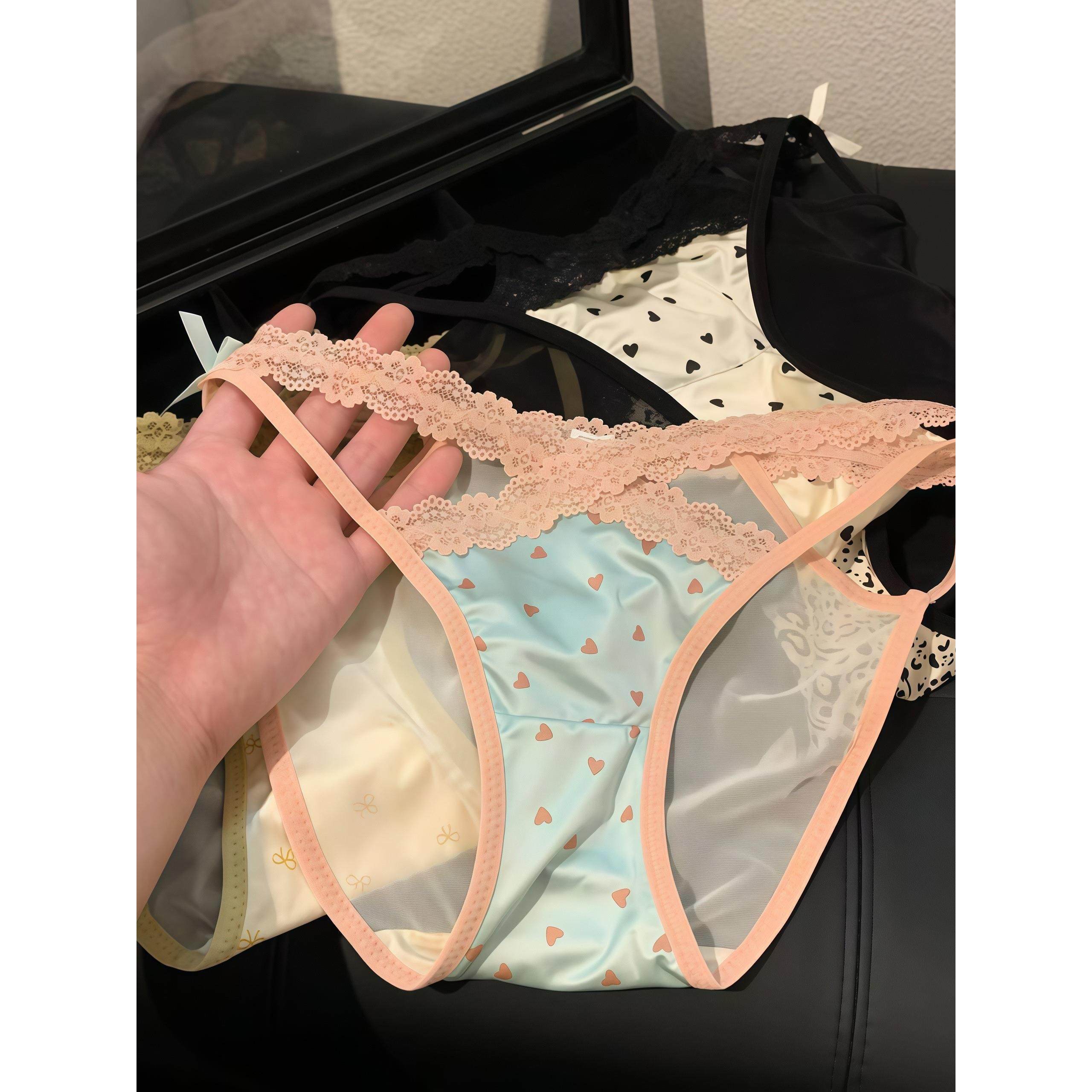 “温柔千金”缎面蕾丝内裤女纯欲镂空高开叉中低腰女士三角裤新款,女士内衣/男士内衣/家居服,女三角裤,淘宝优惠券,粉丝福利购,淘宝优惠卷