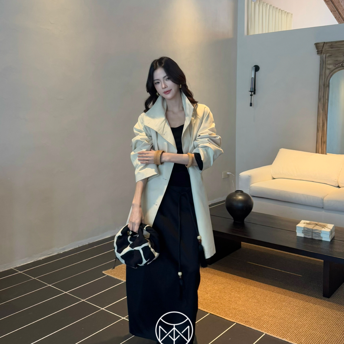 特价TOMORROW ANN秋上新松弛感翻领中长风衣配腰带11950