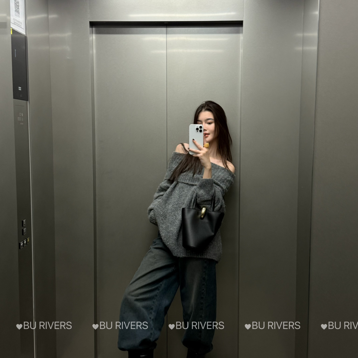 BU RIVERS-秋上新百搭时尚感显瘦遮胯弯刀牛仔裤T919